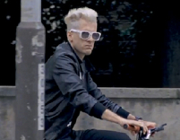 © Sony Mark Ronson auf Fahrrad